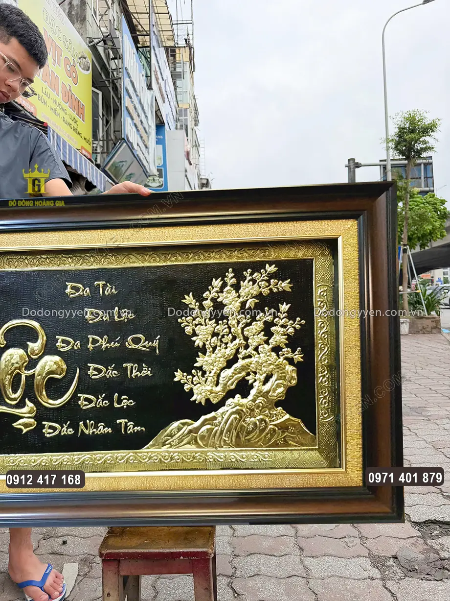 H&igrave;nh ảnh c&acirc;y hoa mai, hoa đ&agrave;o đang bung nở khoe sắc